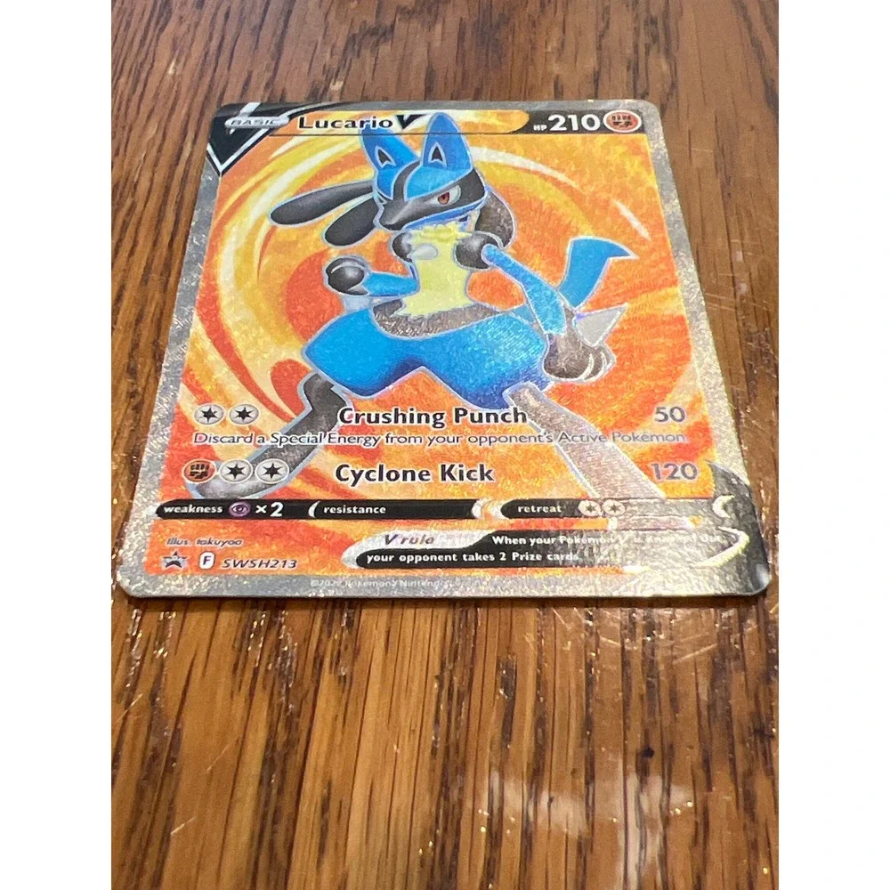 Pokemon Lucario V SWSH213 Full Art Holo Black Star Promo Sword & Shield Card